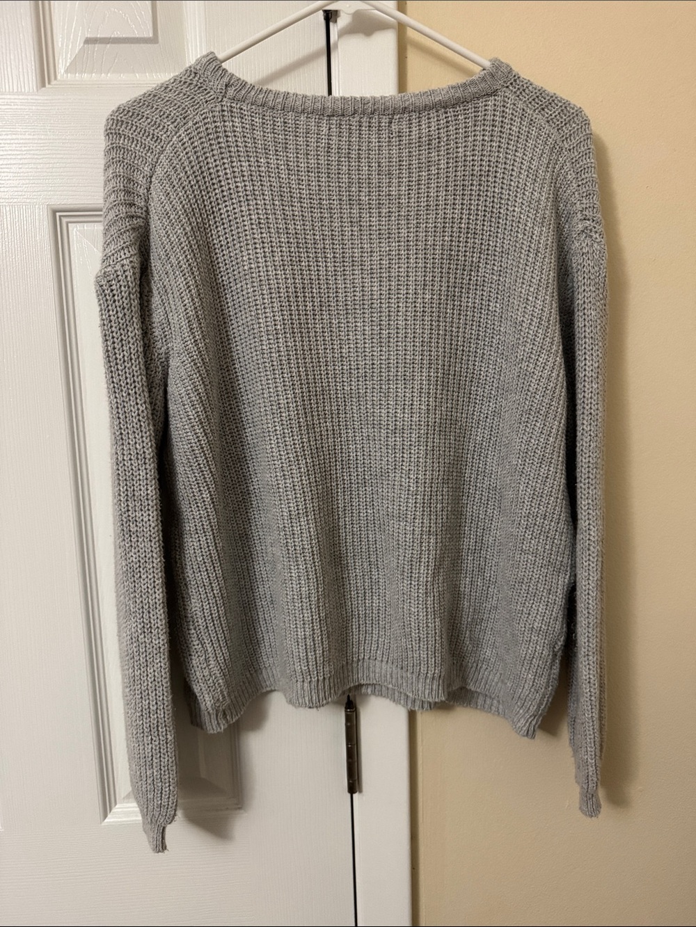Knit sweater - Picture 3 of 3